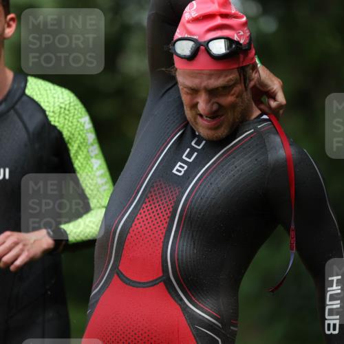 15.06.2025 - 7 Türme Triathlon Michael Strokosch http://msf.ph/oto/7968703 15.06.2025 12:55:15 Schwimmen 157, 701, 723, 727, 745, 762, 769, 772, 784, 797, 801, 846, 859, 865, 927, 950, 952, 955, 1011, 1019, 1075, 1152 meine-sportfotos.de