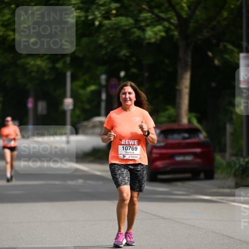 15.06.2025 - REWE Women's Run Dr. Thomas Lammeyer http://msf.ph/oto/7968704 15.06.2025 09:56:40 Laufen 3, 10769 meine-sportfotos.de