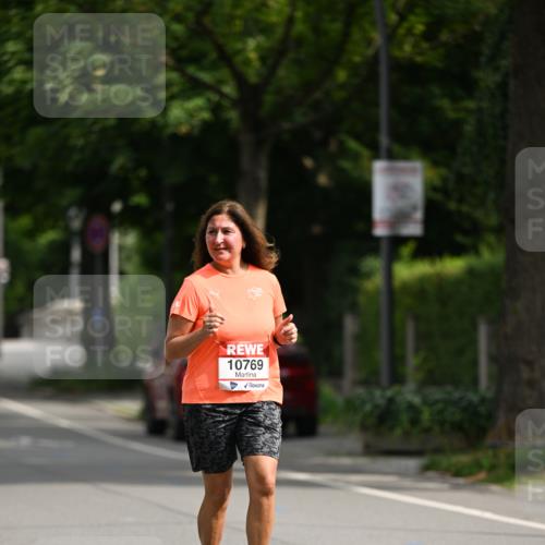 15.06.2025 - REWE Women's Run Dr. Thomas Lammeyer http://msf.ph/oto/7968742 15.06.2025 09:56:41 Laufen 10769 meine-sportfotos.de