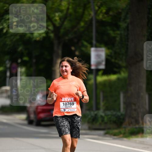 15.06.2025 - REWE Women's Run Dr. Thomas Lammeyer http://msf.ph/oto/7968761 15.06.2025 09:56:41 Laufen 10769 meine-sportfotos.de