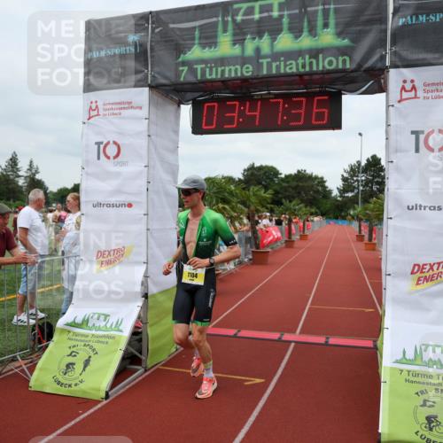 15.06.2025 - 7 Türme Triathlon Michael Strokosch http://msf.ph/oto/7968802 15.06.2025 13:47:36 Ziel 1104 meine-sportfotos.de