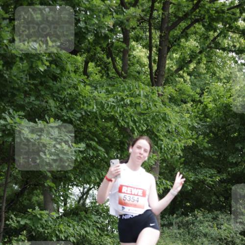 15.06.2025 - REWE Women's Run Jannik Wohlers http://msf.ph/oto/7968815 15.06.2025 10:04:00 Laufen 5354 meine-sportfotos.de