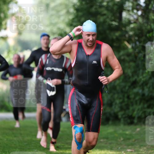 15.06.2025 - 7 Türme Triathlon Michael Strokosch http://msf.ph/oto/7968822 15.06.2025 12:55:28 Schwimmen 727, 745, 755, 763, 769, 772, 784, 792, 797, 801, 805, 859, 865, 879, 919, 927, 955, 1011, 1029, 1075, 1169 meine-sportfotos.de