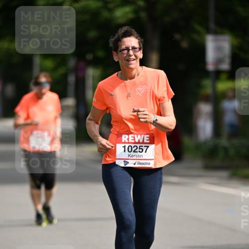 15.06.2025 - REWE Women's Run Dr. Thomas Lammeyer http://msf.ph/oto/7968829 15.06.2025 09:56:53 Laufen 10257 meine-sportfotos.de
