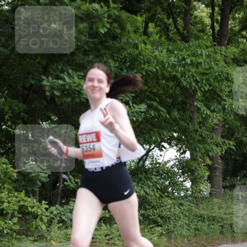 15.06.2025 - REWE Women's Run Jannik Wohlers http://msf.ph/oto/7968840 15.06.2025 10:04:00 Laufen 5354 meine-sportfotos.de