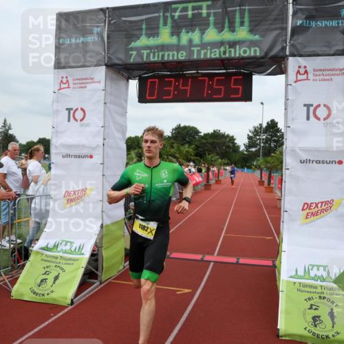 15.06.2025 - 7 Türme Triathlon Michael Strokosch http://msf.ph/oto/7968842 15.06.2025 13:47:55 Ziel 1171, 1182 meine-sportfotos.de