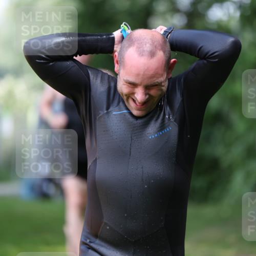 15.06.2025 - 7 Türme Triathlon Michael Strokosch http://msf.ph/oto/7968912 15.06.2025 12:55:34 Schwimmen 727, 755, 763, 769, 784, 792, 797, 805, 877, 879, 919, 927, 955, 1011, 1023, 1029, 1071, 1075, 1169 meine-sportfotos.de