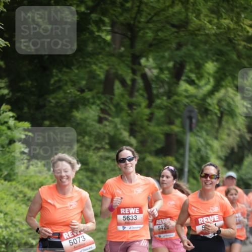 15.06.2025 - REWE Women's Run Jannik Wohlers http://msf.ph/oto/7968936 15.06.2025 10:04:09 Laufen 5073, 5633, 542 meine-sportfotos.de