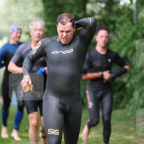 15.06.2025 - 7 Türme Triathlon Michael Strokosch http://msf.ph/oto/7968967 15.06.2025 12:55:38 Schwimmen 755, 763, 784, 792, 797, 805, 877, 879, 919, 927, 955, 1011, 1023, 1029, 1071, 1075, 1144, 1169 meine-sportfotos.de