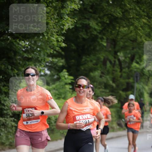 15.06.2025 - REWE Women's Run Jannik Wohlers http://msf.ph/oto/7969007 15.06.2025 10:04:11 Laufen 563, 591 meine-sportfotos.de