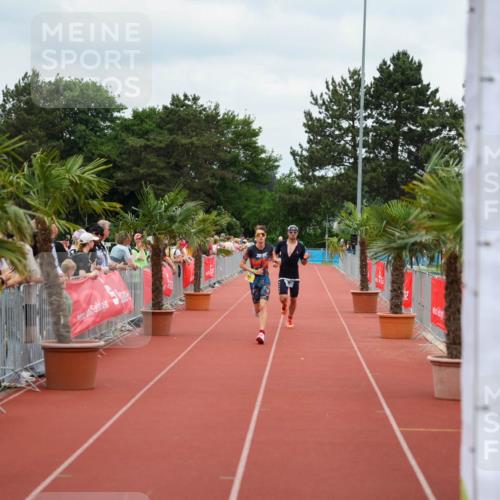 15.06.2025 - 7 Türme Triathlon Michael Strokosch http://msf.ph/oto/7969038 15.06.2025 13:50:54 Ziel 983 meine-sportfotos.de