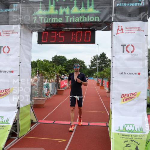 15.06.2025 - 7 Türme Triathlon Michael Strokosch http://msf.ph/oto/7969072 15.06.2025 13:50:59 Ziel 399, 983 meine-sportfotos.de