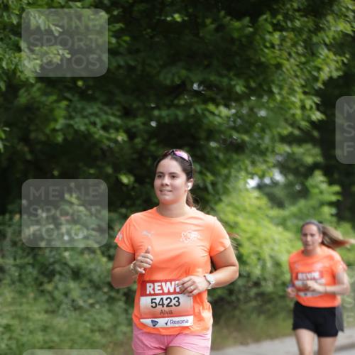 15.06.2025 - REWE Women's Run Jannik Wohlers http://msf.ph/oto/7969095 15.06.2025 10:04:13 Laufen 5423 meine-sportfotos.de
