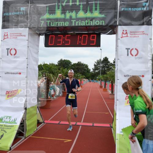 15.06.2025 - 7 Türme Triathlon Michael Strokosch http://msf.ph/oto/7969111 15.06.2025 13:51:09 Ziel 862 meine-sportfotos.de