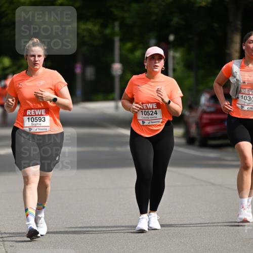 15.06.2025 - REWE Women's Run Dr. Thomas Lammeyer http://msf.ph/oto/7969138 15.06.2025 09:57:17 Laufen 10593, 10524, 1034 meine-sportfotos.de