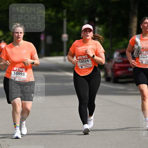 15.06.2025 - REWE Women's Run Dr. Thomas Lammeyer http://msf.ph/oto/7969142 15.06.2025 09:57:17 Laufen 10593, 10524, 1034, 6 meine-sportfotos.de