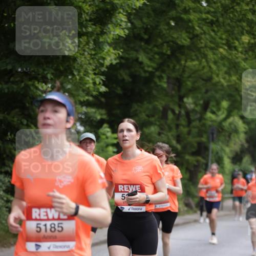 15.06.2025 - REWE Women's Run Jannik Wohlers http://msf.ph/oto/7969160 15.06.2025 10:04:17 Laufen 5185, 5 meine-sportfotos.de