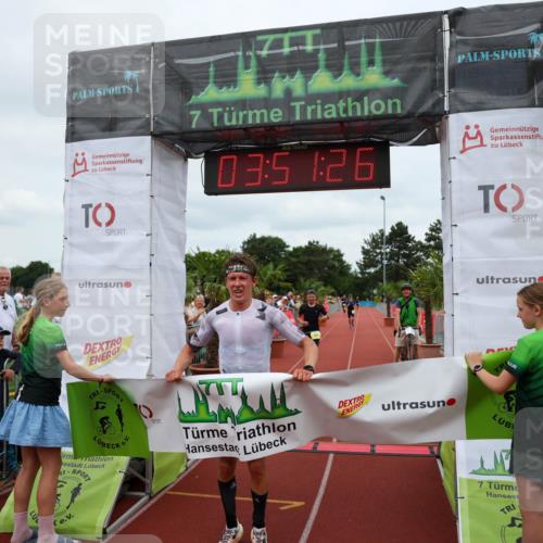 15.06.2025 - 7 Türme Triathlon Michael Strokosch http://msf.ph/oto/7969185 15.06.2025 13:51:26 Ziel 282, 855, 955, 1105 meine-sportfotos.de