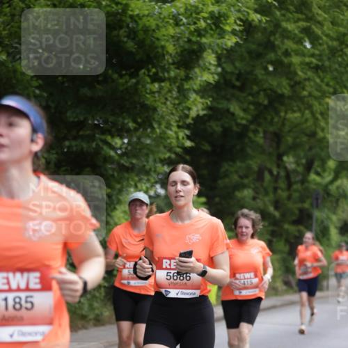 15.06.2025 - REWE Women's Run Jannik Wohlers http://msf.ph/oto/7969187 15.06.2025 10:04:17 Laufen 185, 5686, 5415 meine-sportfotos.de