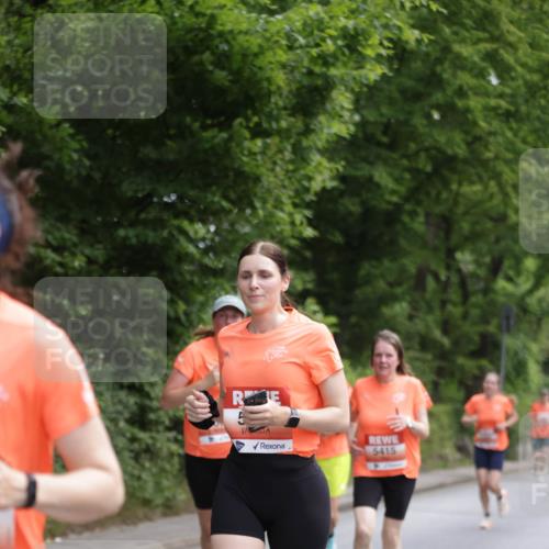 15.06.2025 - REWE Women's Run Jannik Wohlers http://msf.ph/oto/7969194 15.06.2025 10:04:17 Laufen 5415 meine-sportfotos.de