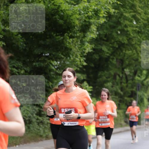 15.06.2025 - REWE Women's Run Jannik Wohlers http://msf.ph/oto/7969197 15.06.2025 10:04:17 Laufen 5415 meine-sportfotos.de