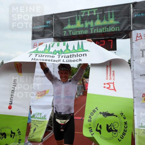 15.06.2025 - 7 Türme Triathlon Michael Strokosch http://msf.ph/oto/7969202 15.06.2025 13:51:27 Ziel 282, 855, 955, 1072, 1105 meine-sportfotos.de