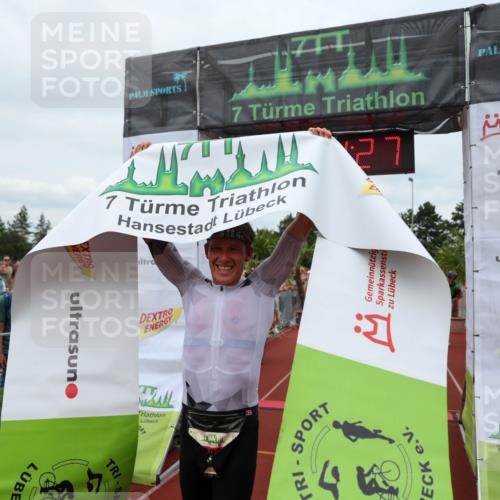 15.06.2025 - 7 Türme Triathlon Michael Strokosch http://msf.ph/oto/7969207 15.06.2025 13:51:27 Ziel 282, 855, 955, 1072, 1105 meine-sportfotos.de