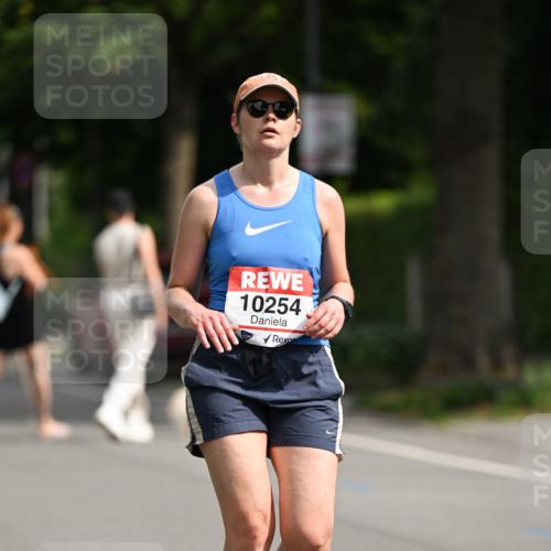 15.06.2025 - REWE Women's Run Dr. Thomas Lammeyer http://msf.ph/oto/7969257 15.06.2025 09:57:45 Laufen 10254 meine-sportfotos.de
