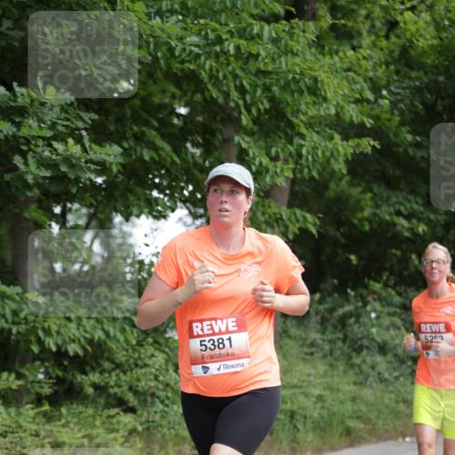 15.06.2025 - REWE Women's Run Jannik Wohlers http://msf.ph/oto/7969258 15.06.2025 10:04:19 Laufen 5381 meine-sportfotos.de