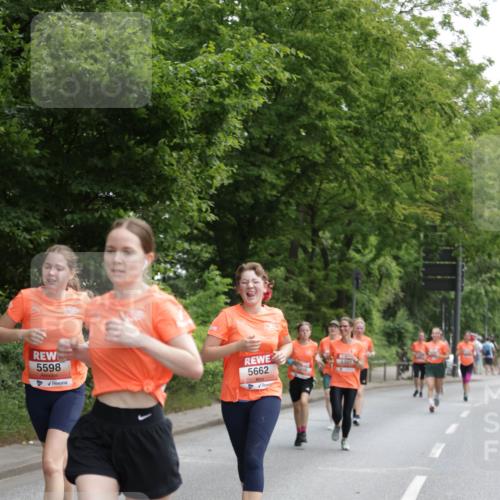 15.06.2025 - REWE Women's Run Jannik Wohlers http://msf.ph/oto/7969277 15.06.2025 10:04:22 Laufen 5598, 5662, 5307 meine-sportfotos.de