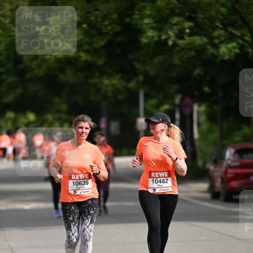 15.06.2025 - REWE Women's Run Dr. Thomas Lammeyer http://msf.ph/oto/7969314 15.06.2025 09:58:02 Laufen 10639, 10482 meine-sportfotos.de