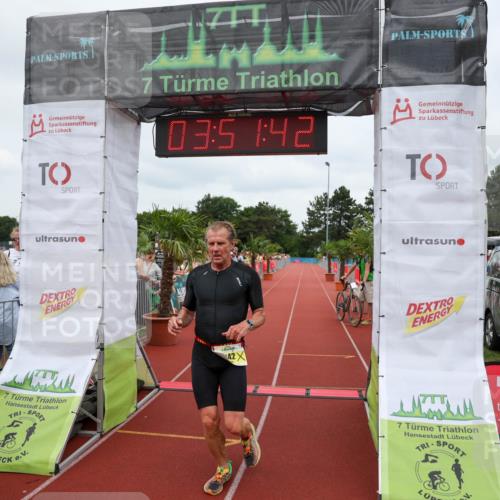 15.06.2025 - 7 Türme Triathlon Michael Strokosch http://msf.ph/oto/7969316 15.06.2025 13:51:42 Ziel 772, 842 meine-sportfotos.de
