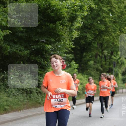 15.06.2025 - REWE Women's Run Jannik Wohlers http://msf.ph/oto/7969338 15.06.2025 10:04:23 Laufen 5662, 5308 meine-sportfotos.de