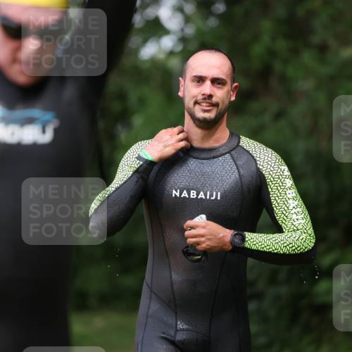 15.06.2025 - 7 Türme Triathlon Michael Strokosch http://msf.ph/oto/7969344 15.06.2025 12:56:11 Schwimmen 708, 741, 776, 804, 818, 833, 842, 869, 872, 880, 896, 904, 992, 1091, 1120, 1149, 1150, 1153, 1177 meine-sportfotos.de