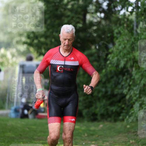 15.06.2025 - 7 Türme Triathlon Michael Strokosch http://msf.ph/oto/7969373 15.06.2025 12:56:14 Schwimmen 741, 776, 804, 842, 869, 872, 880, 896, 904, 963, 992, 1091, 1120, 1149, 1150 meine-sportfotos.de