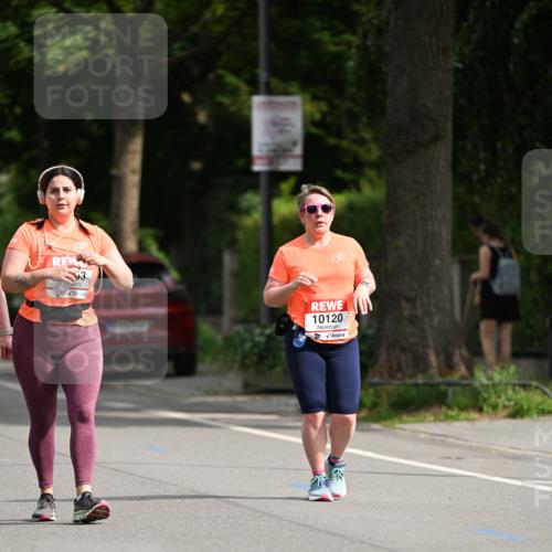15.06.2025 - REWE Women's Run Dr. Thomas Lammeyer http://msf.ph/oto/7969490 15.06.2025 09:58:16 Laufen 3, 10120 meine-sportfotos.de