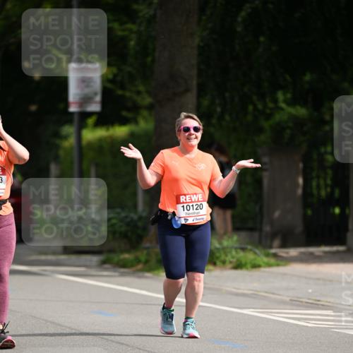 15.06.2025 - REWE Women's Run Dr. Thomas Lammeyer http://msf.ph/oto/7969522 15.06.2025 09:58:17 Laufen 3, 10120 meine-sportfotos.de