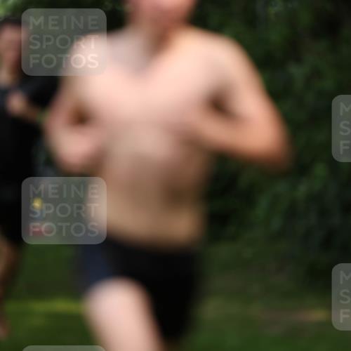 15.06.2025 - 7 Türme Triathlon Michael Strokosch http://msf.ph/oto/7969550 15.06.2025 12:56:30 Schwimmen 767, 786, 804, 842, 851, 868, 869, 872, 886, 896, 963, 992, 1003, 1028, 1060, 1070, 1077, 1091, 1149, 1175 meine-sportfotos.de