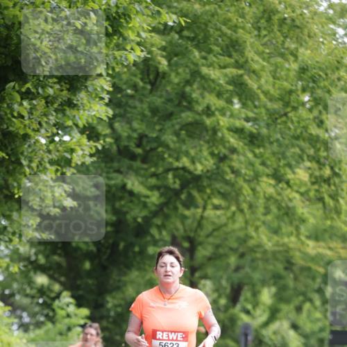 15.06.2025 - REWE Women's Run Jannik Wohlers http://msf.ph/oto/7969563 15.06.2025 10:04:43 Laufen 5623 meine-sportfotos.de