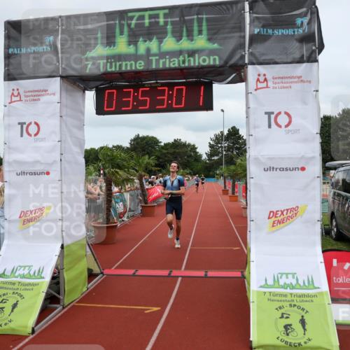 15.06.2025 - 7 Türme Triathlon Michael Strokosch http://msf.ph/oto/7969566 15.06.2025 13:53:01 Ziel 886, 1164 meine-sportfotos.de