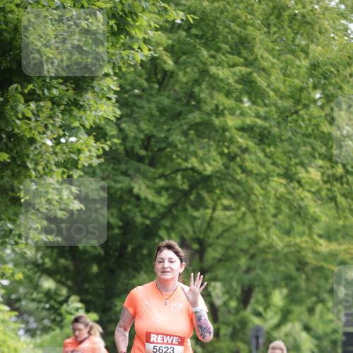 15.06.2025 - REWE Women's Run Jannik Wohlers http://msf.ph/oto/7969574 15.06.2025 10:04:43 Laufen 5623 meine-sportfotos.de