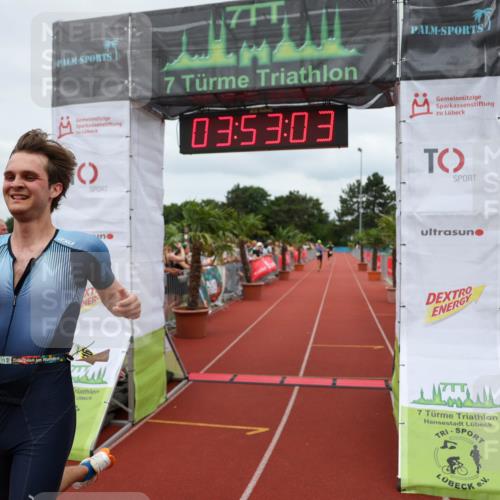 15.06.2025 - 7 Türme Triathlon Michael Strokosch http://msf.ph/oto/7969592 15.06.2025 13:53:02 Ziel 886, 1164 meine-sportfotos.de