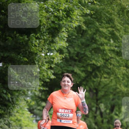 15.06.2025 - REWE Women's Run Jannik Wohlers http://msf.ph/oto/7969615 15.06.2025 10:04:43 Laufen 5623 meine-sportfotos.de