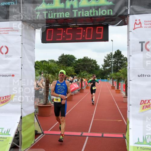 15.06.2025 - 7 Türme Triathlon Michael Strokosch http://msf.ph/oto/7969623 15.06.2025 13:53:09 Ziel 881, 930, 1164 meine-sportfotos.de