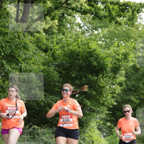 15.06.2025 - REWE Women's Run Jannik Wohlers http://msf.ph/oto/7969731 15.06.2025 10:04:47 Laufen 5271, 5266, 5567 meine-sportfotos.de
