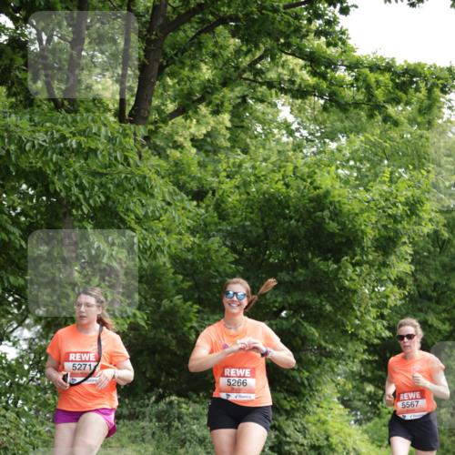 15.06.2025 - REWE Women's Run Jannik Wohlers http://msf.ph/oto/7969741 15.06.2025 10:04:47 Laufen 5271, 5266, 5567 meine-sportfotos.de