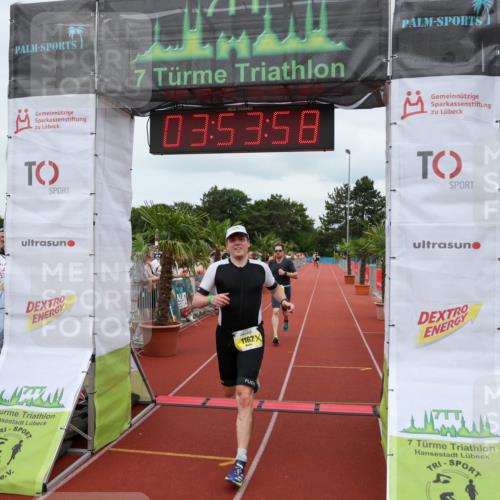 15.06.2025 - 7 Türme Triathlon Michael Strokosch http://msf.ph/oto/7969744 15.06.2025 13:53:58 Ziel 939, 999, 1162 meine-sportfotos.de