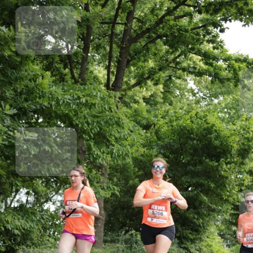 15.06.2025 - REWE Women's Run Jannik Wohlers http://msf.ph/oto/7969746 15.06.2025 10:04:47 Laufen 52, 5266, 556 meine-sportfotos.de