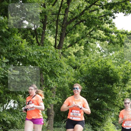 15.06.2025 - REWE Women's Run Jannik Wohlers http://msf.ph/oto/7969751 15.06.2025 10:04:47 Laufen 5266, 5567 meine-sportfotos.de