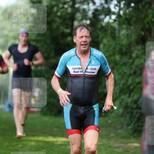 15.06.2025 - 7 Türme Triathlon Michael Strokosch http://msf.ph/oto/7969753 15.06.2025 12:56:48 Schwimmen 786, 868, 886, 901, 910, 1003, 1028, 1060, 1070, 1074, 1132, 1175, 1198 meine-sportfotos.de